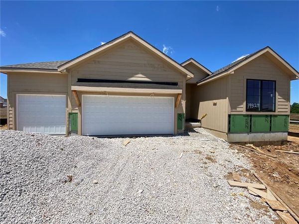 19324 Mahaffie Street, Spring Hill, KS 66083