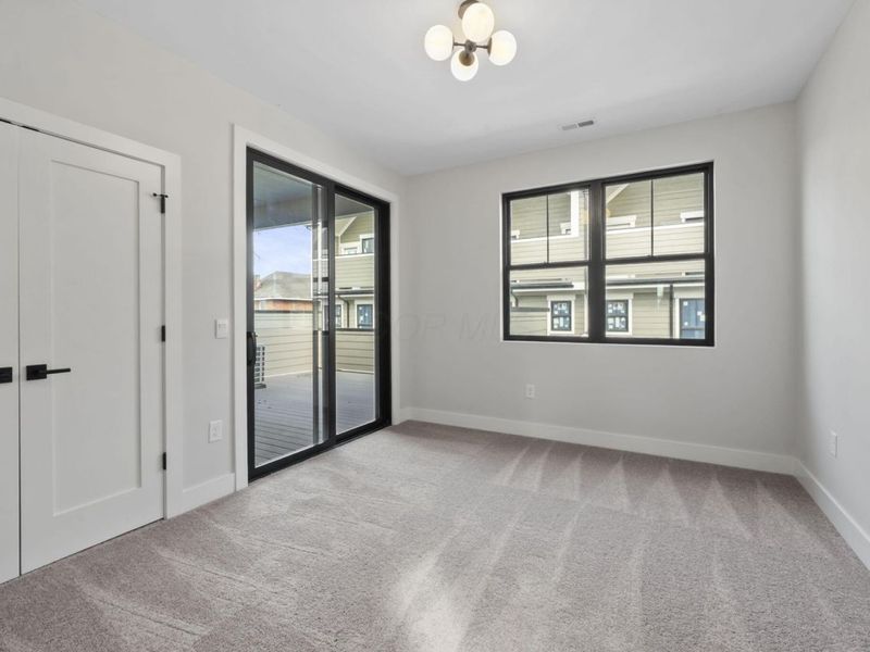 546 W Town Street, Columbus, OH 43215 Photo 27