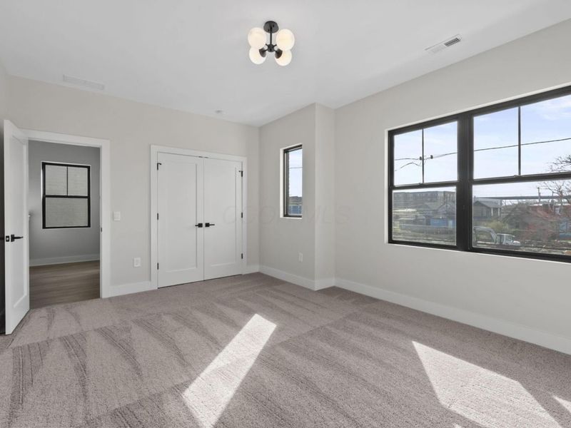 546 W Town Street, Columbus, OH 43215 Photo 28