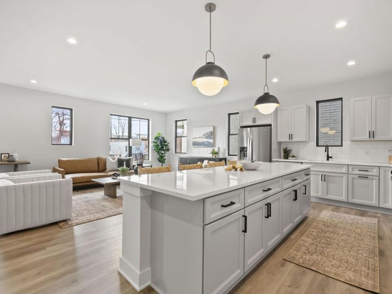 546 W Town Street, Columbus, OH 43215 Photo 3