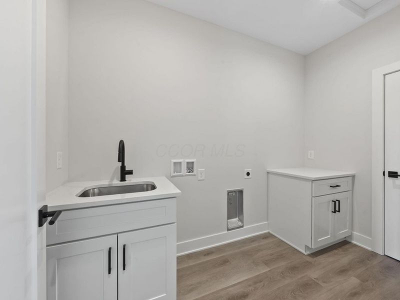 546 W Town Street, Columbus, OH 43215 Photo 30