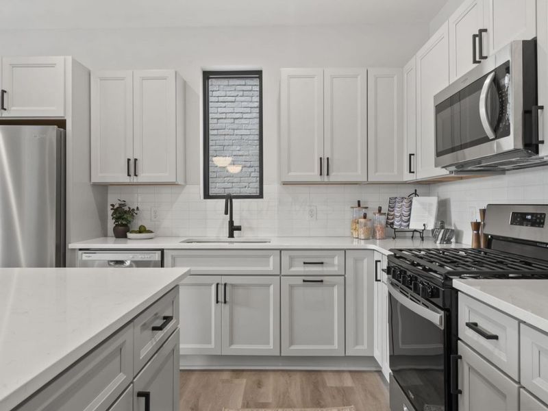 546 W Town Street, Columbus, OH 43215 Photo 5