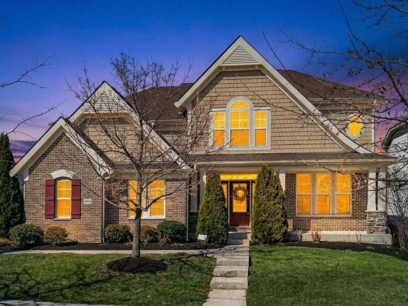 9616 Arrowwood Drive, Plain City, OH 43064 Photo 2