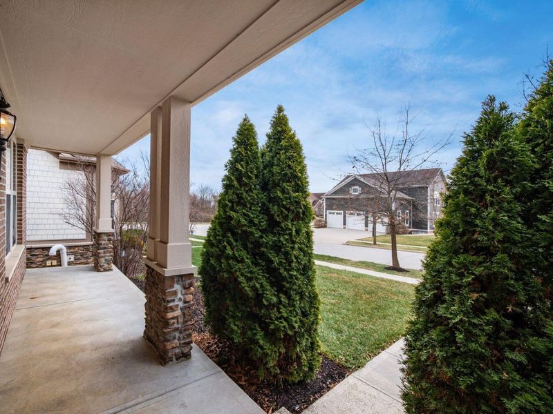 9616 Arrowwood Drive, Plain City, OH 43064 Photo 2