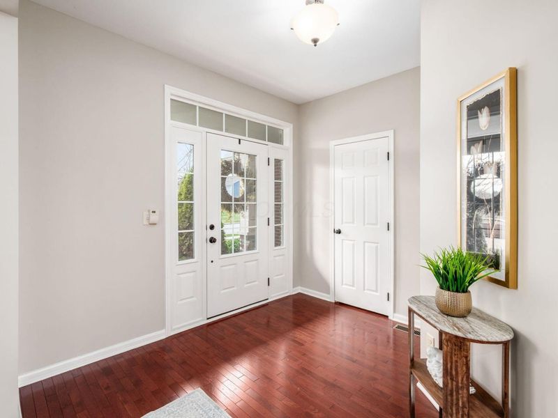 9616 Arrowwood Drive, Plain City, OH 43064 Photo 7