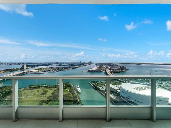 900 Biscayne Blvd, Unit 4202, Miami, FL 33132