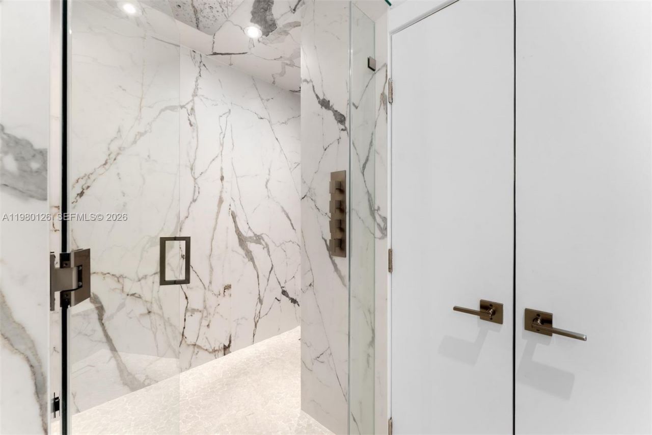 900 Biscayne Blvd, Unit 4202, Miami, FL 33132 Photo