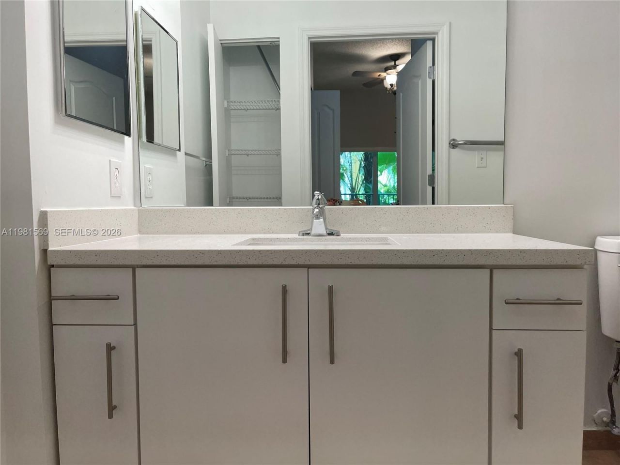 6001 SW 70th St, Unit 130, South Miami, FL 33143 Photo