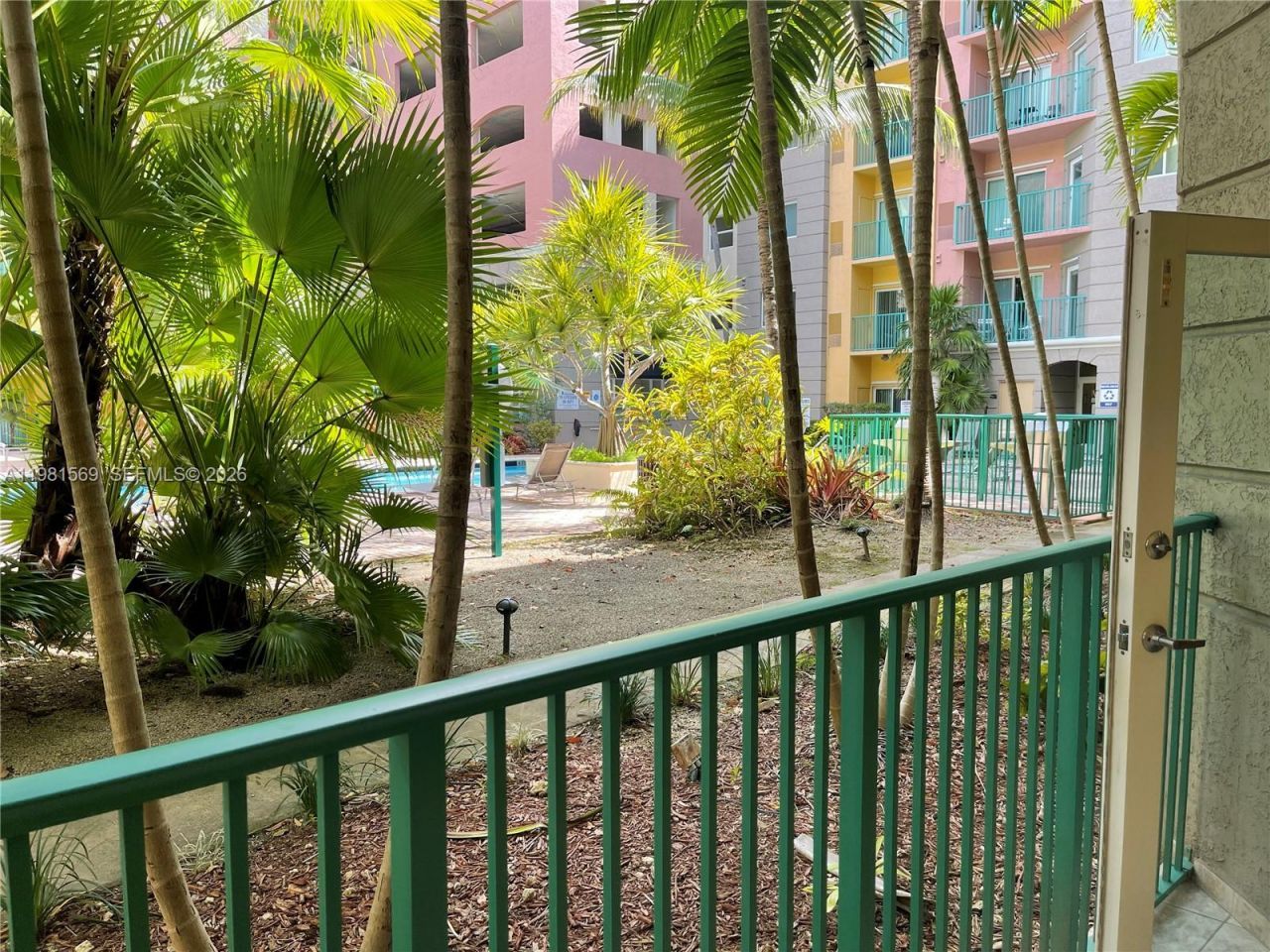 6001 SW 70th St, Unit 130, South Miami, FL 33143 Photo