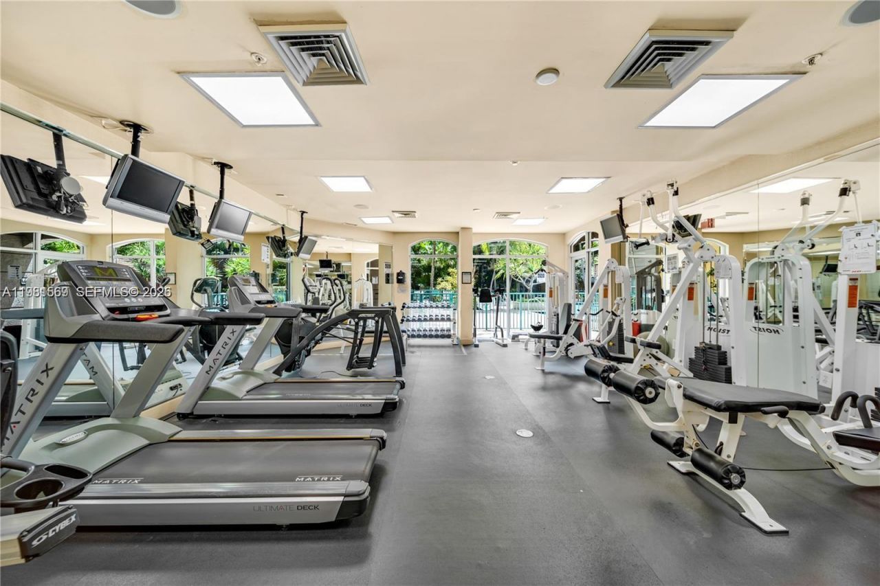 6001 SW 70th St, Unit 130, South Miami, FL 33143 Photo