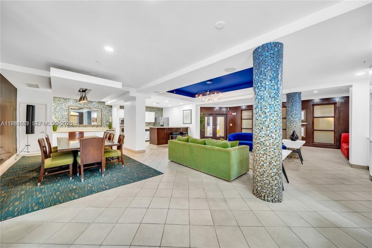 6001 SW 70th St, Unit 130, South Miami, FL 33143 Photo