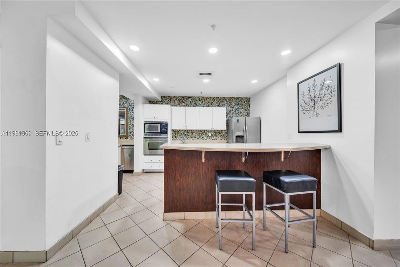 6001 SW 70th St, Unit 130, South Miami, FL 33143 Photo