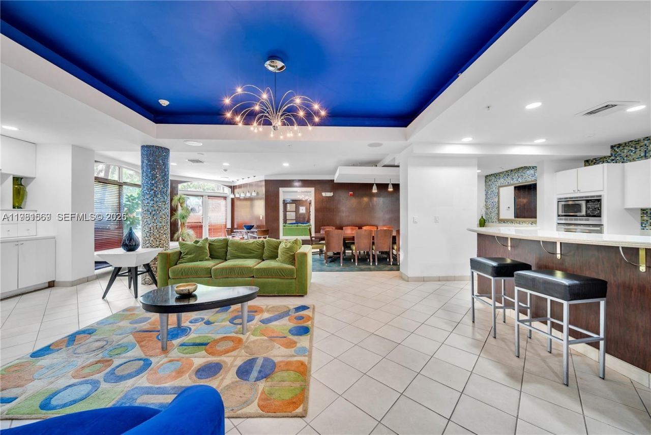 6001 SW 70th St, Unit 130, South Miami, FL 33143 Photo