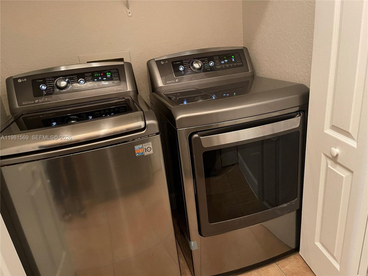 6001 SW 70th St, Unit 130, South Miami, FL 33143 Photo