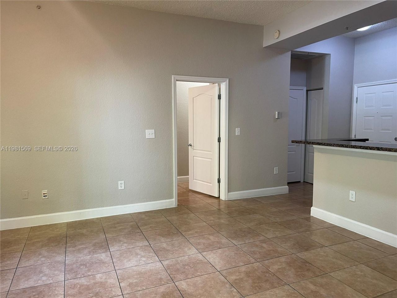 6001 SW 70th St, Unit 130, South Miami, FL 33143 Photo