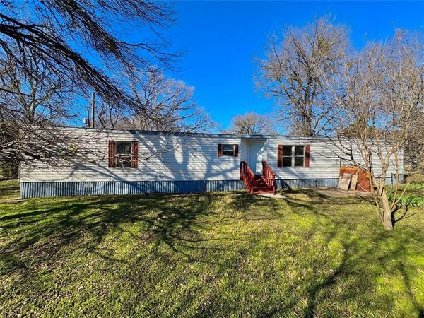 2010 Spring Court, Unit 2010-2014, Azle, TX 76020