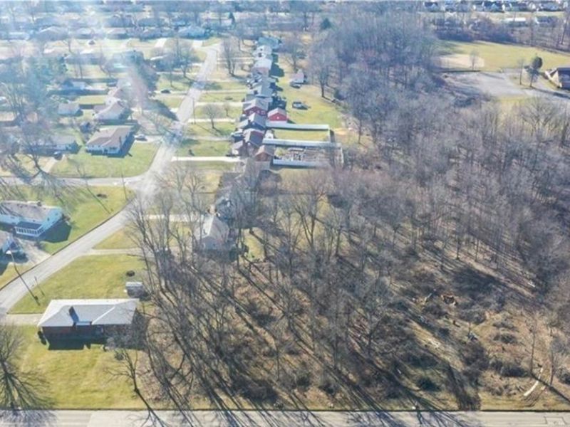 902 S Meridian Road, Austintown, OH 44509 Photo 2