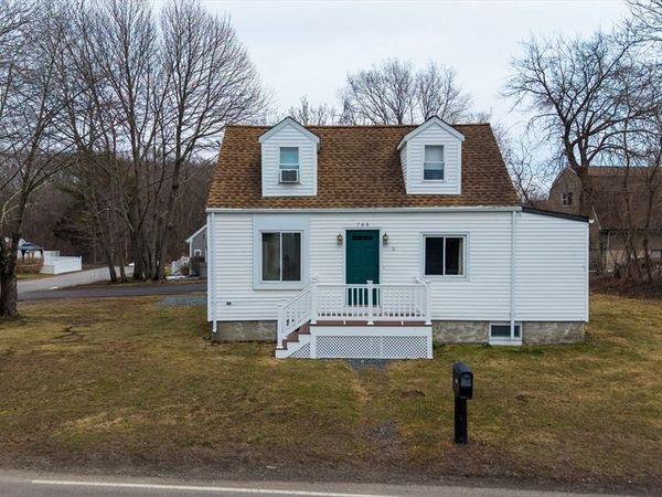 766 Lees River Ave, Somerset, MA 02725