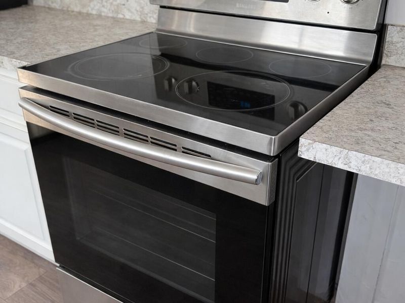 632 Roscoe Avenue, Akron, OH 44306 Photo 13