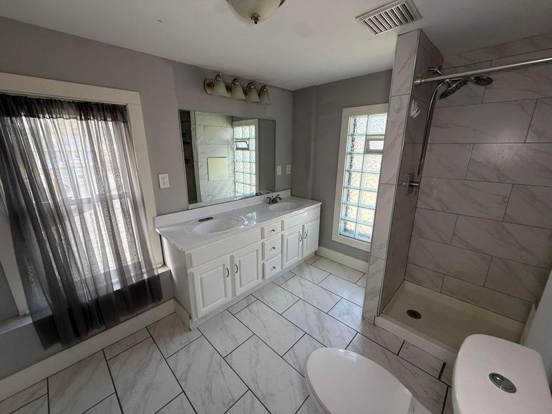 632 Roscoe Avenue, Akron, OH 44306 Photo 17