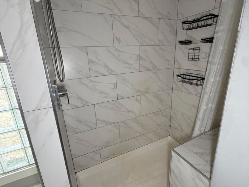 632 Roscoe Avenue, Akron, OH 44306 Photo 19