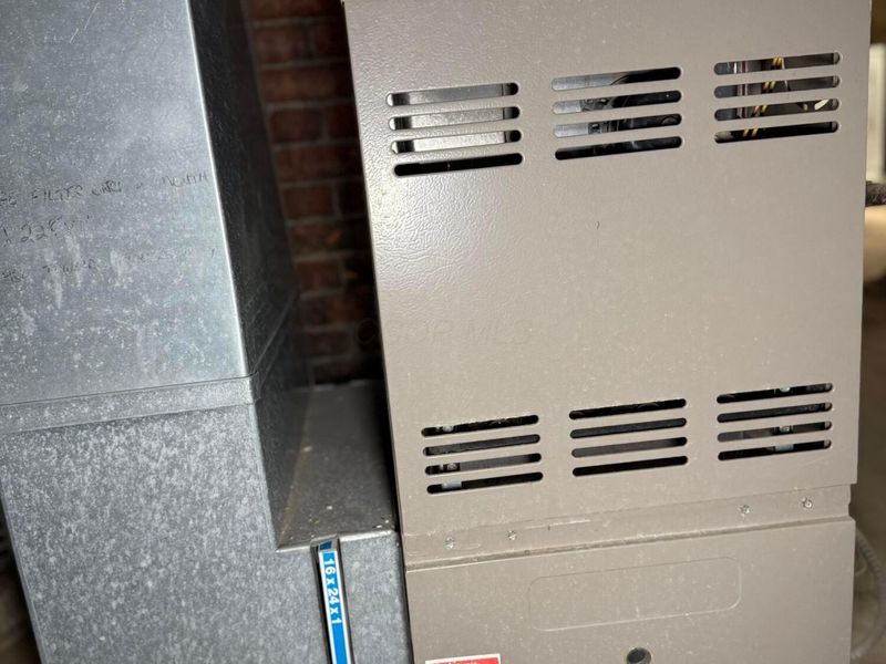 632 Roscoe Avenue, Akron, OH 44306 Photo 21