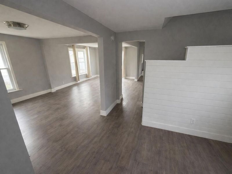 632 Roscoe Avenue, Akron, OH 44306 Photo 7