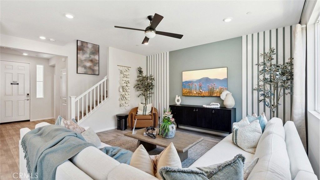 26199 Gentry Avenue, Corona, CA 92883 Main Photo