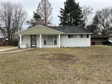 25245 Kildare Street, Southfield, MI 48033