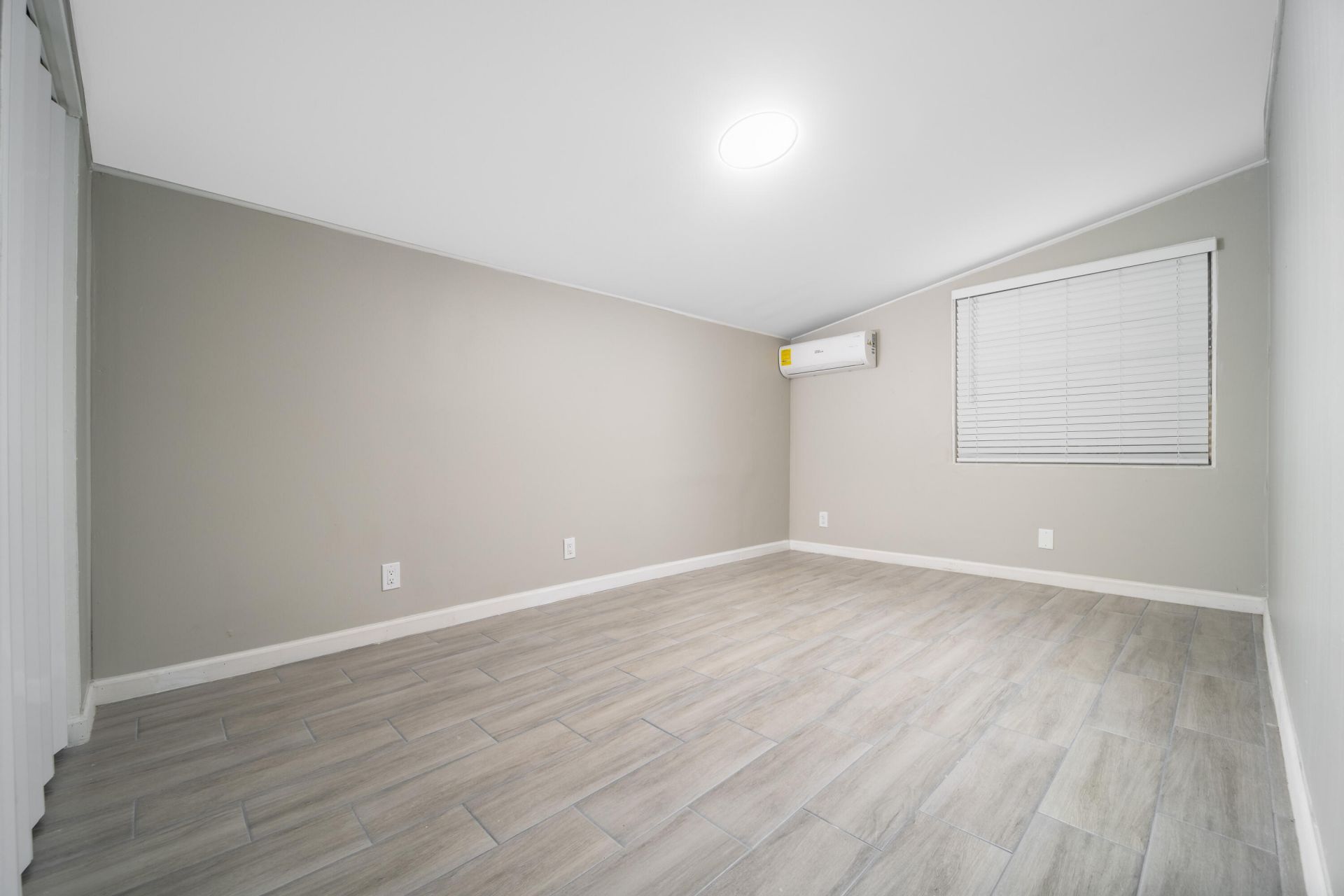 3044 SE Camino Avenue, Stuart, FL 34997 Photo