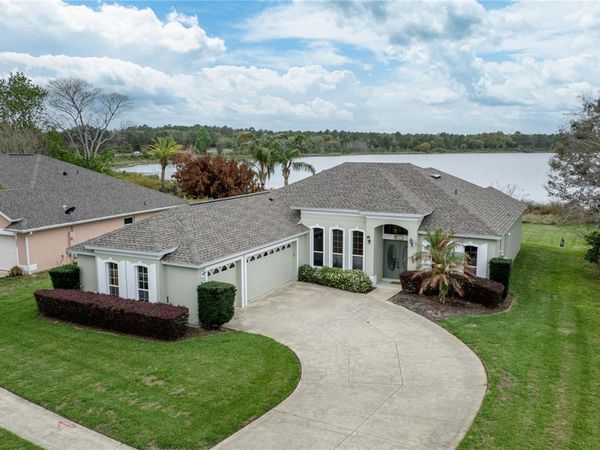 3804 BAYSHORE CIRCLE, TAVARES, FL 32778