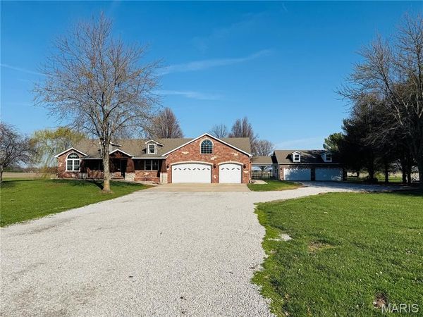 6 Jennifer Lane , Collinsville, IL 62234