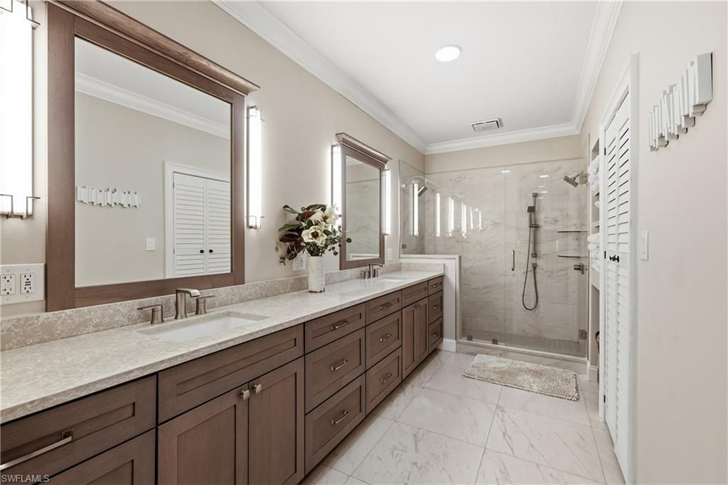 4870 W Boulevard Ct , Unit 21, Naples, FL 34103 Photo