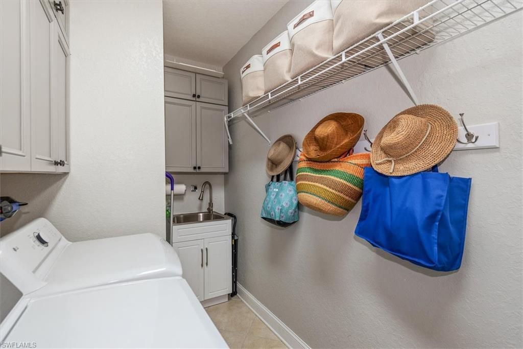 4870 W Boulevard Ct , Unit 21, Naples, FL 34103 Photo