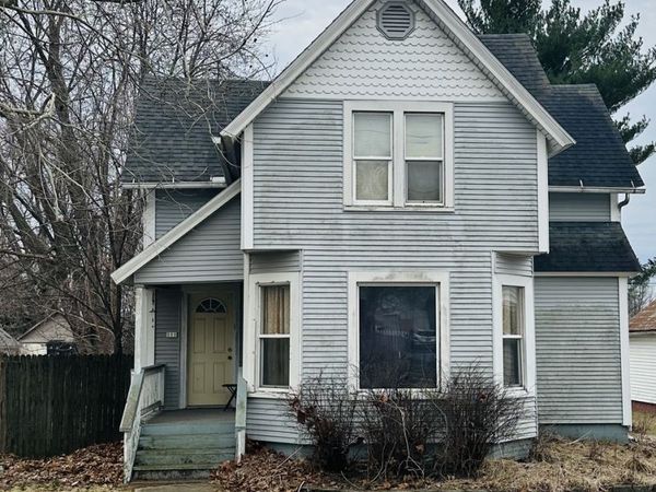 111 South Street, Bradford, IL 61421