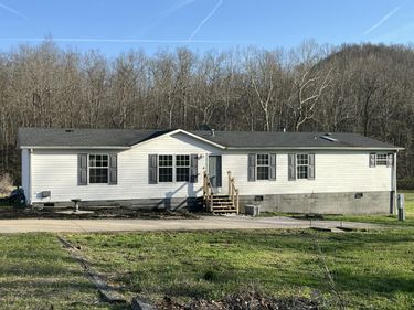 2864 Scrubgrass Road, Gravel Switch, KY 40328
