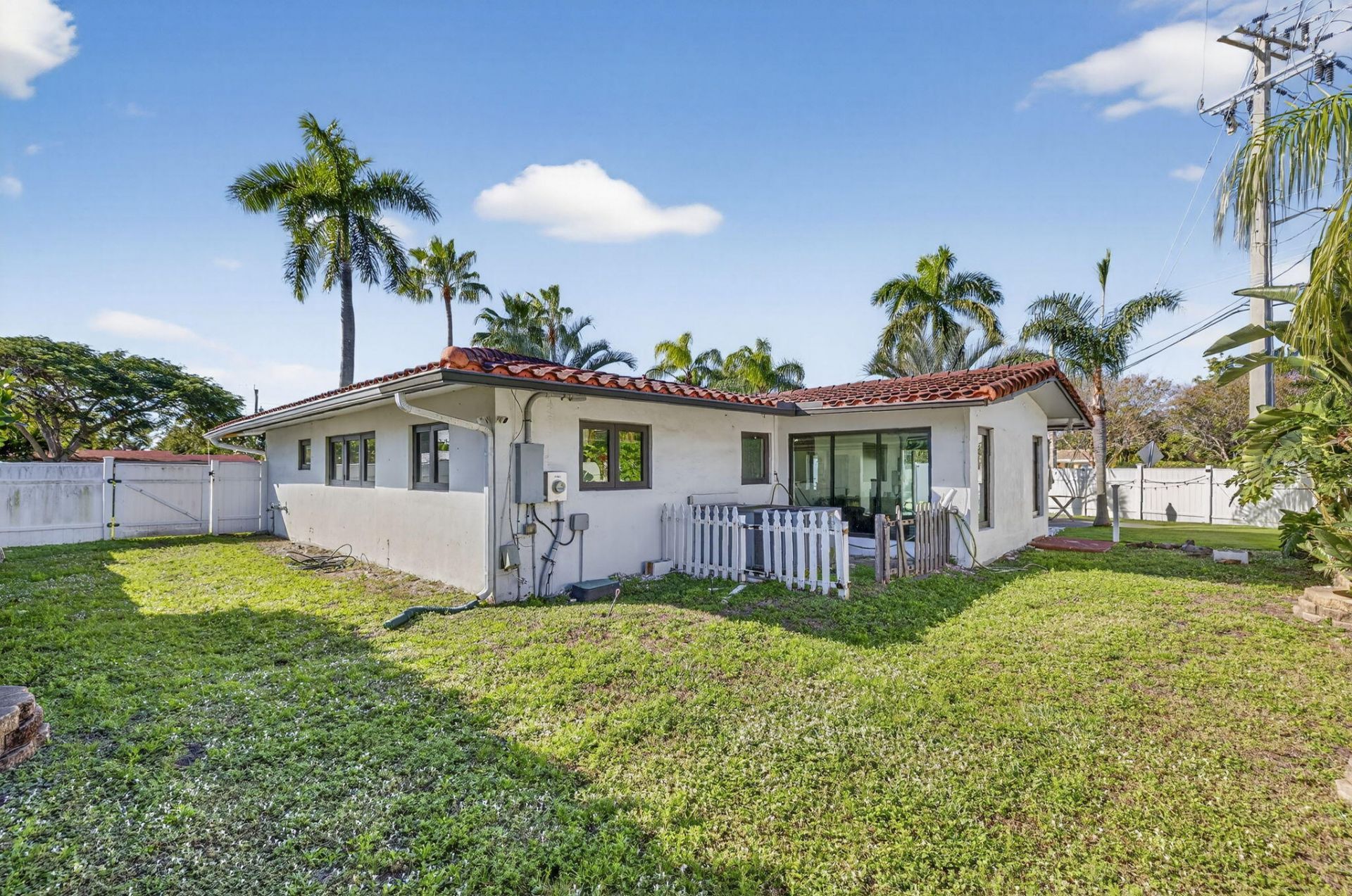 2601 NE 8th Court, Pompano Beach, FL 33062 Photo