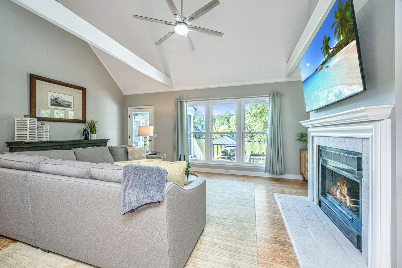 1075 Chapel Branch Road Photo 18