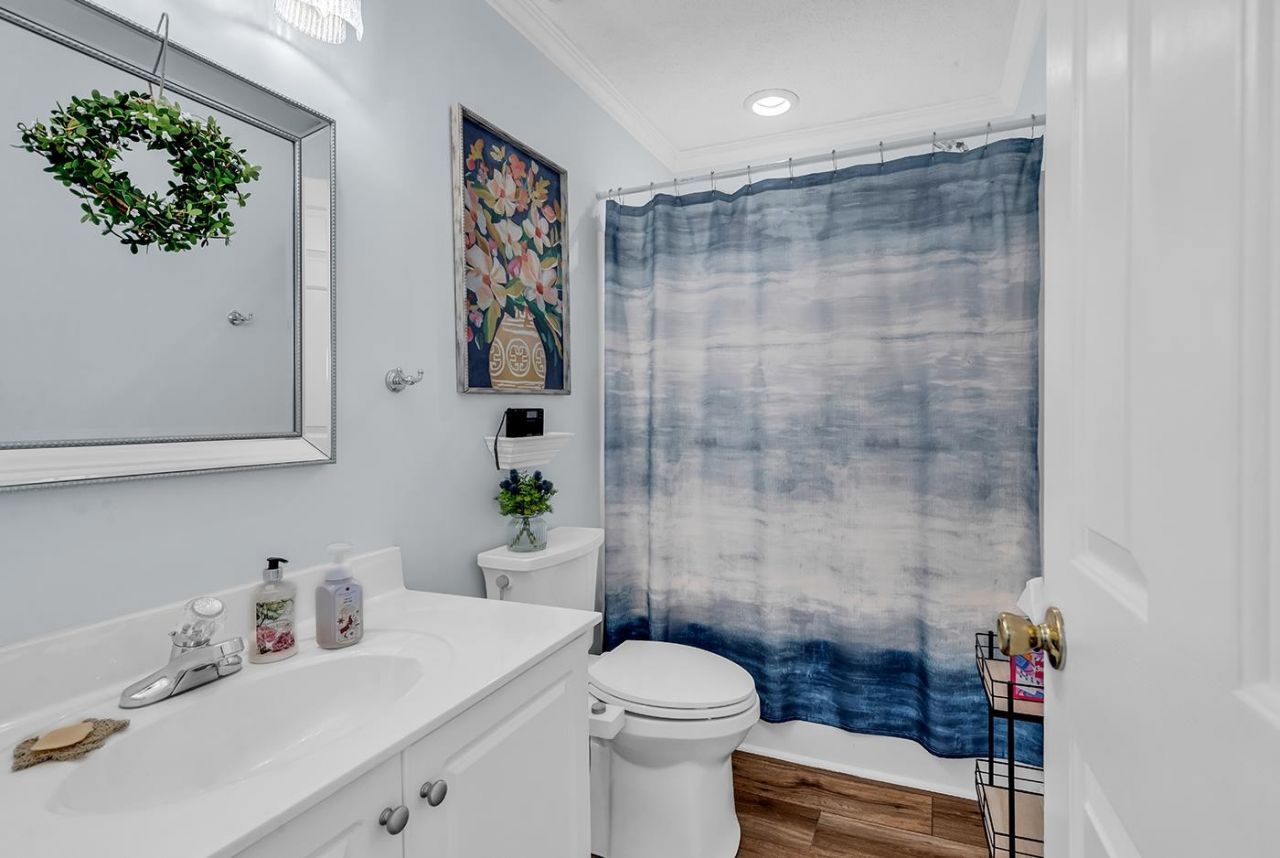 125 Point Break Dr. Photo 25