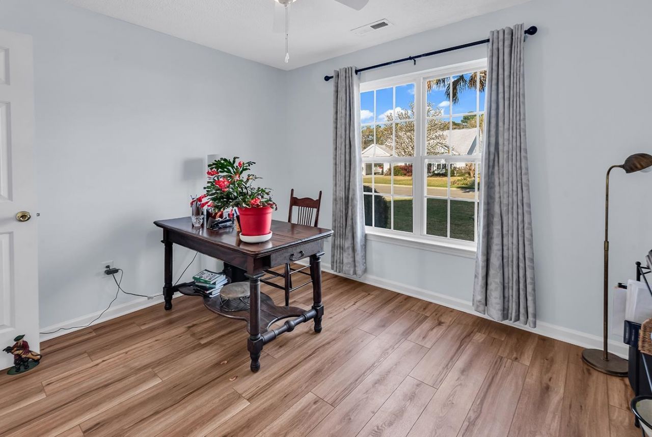 125 Point Break Dr. Photo 27