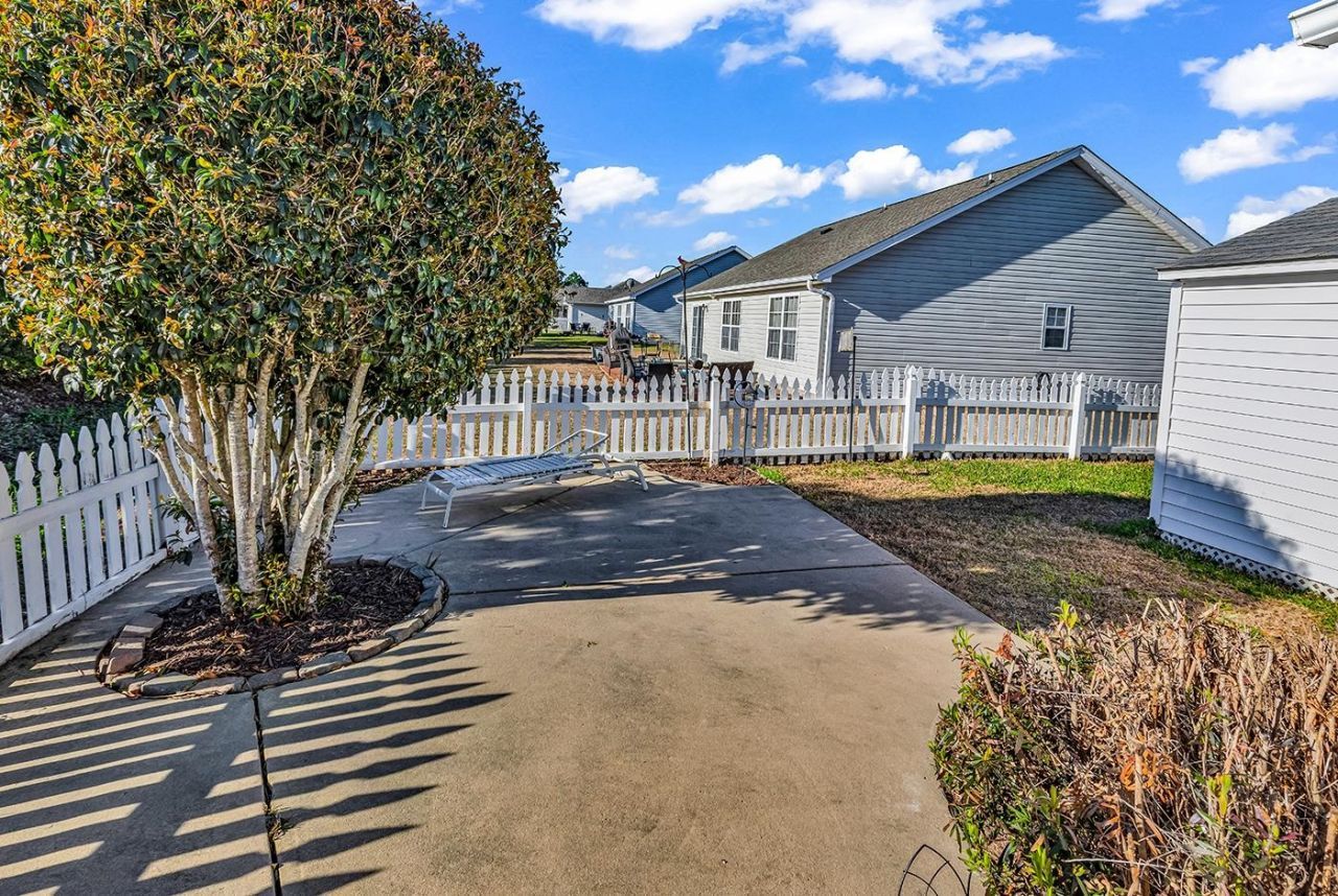 125 Point Break Dr. Photo 32