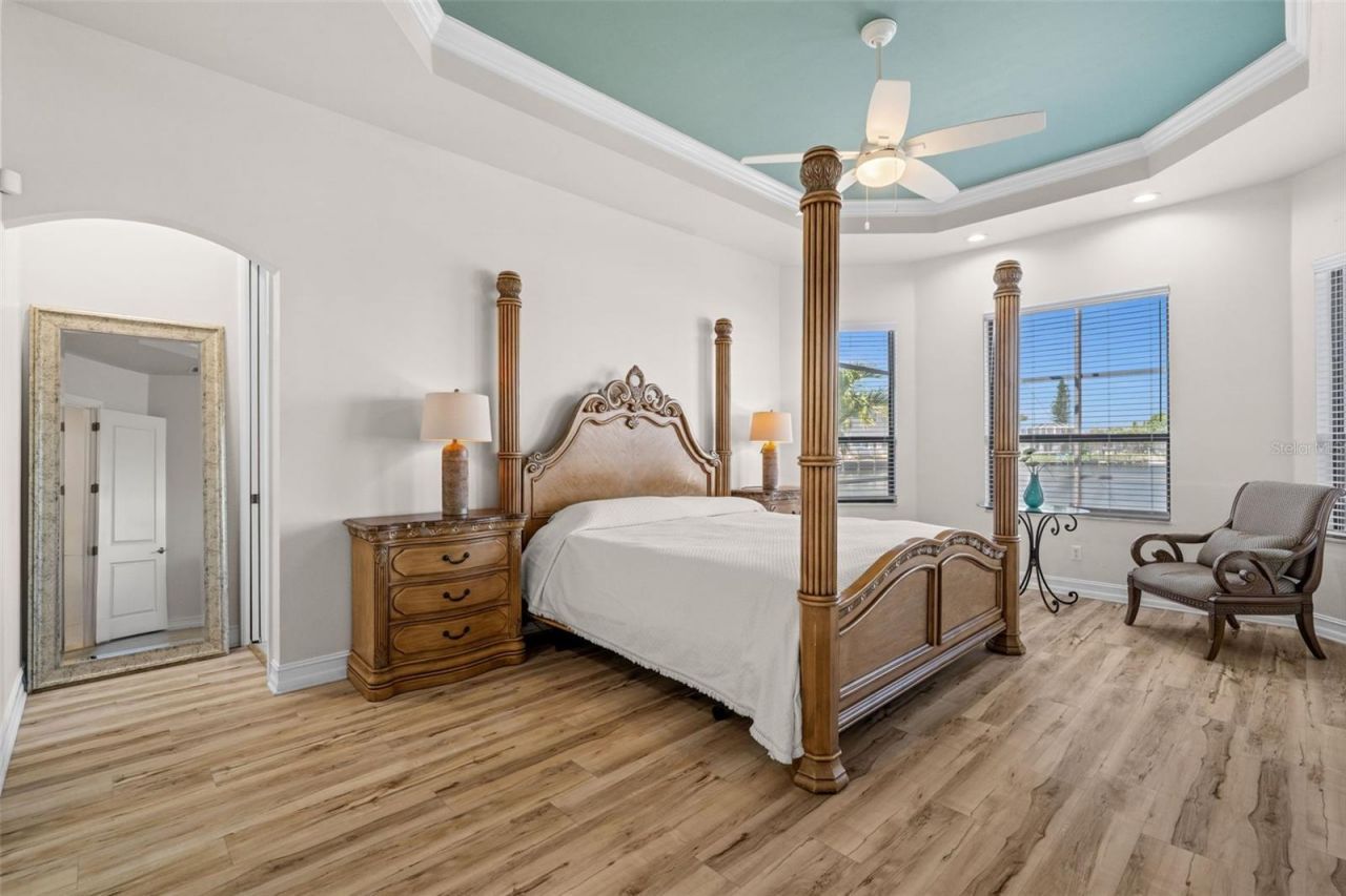 5205 Tamiami Court, Cape Coral, FL 33904 Photo