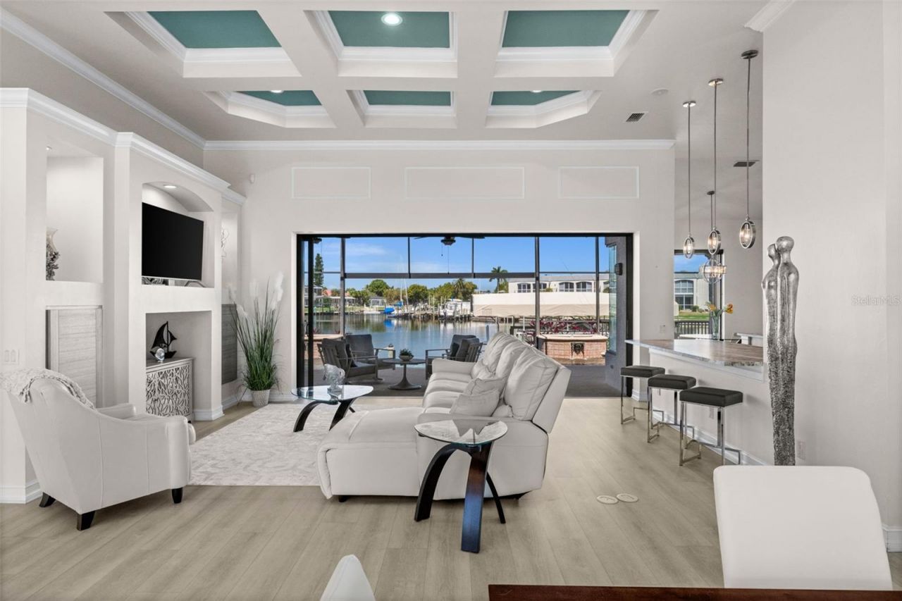 5205 Tamiami Court, Cape Coral, FL 33904 Photo