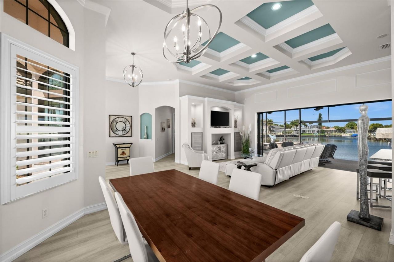 5205 Tamiami Court, Cape Coral, FL 33904 Photo