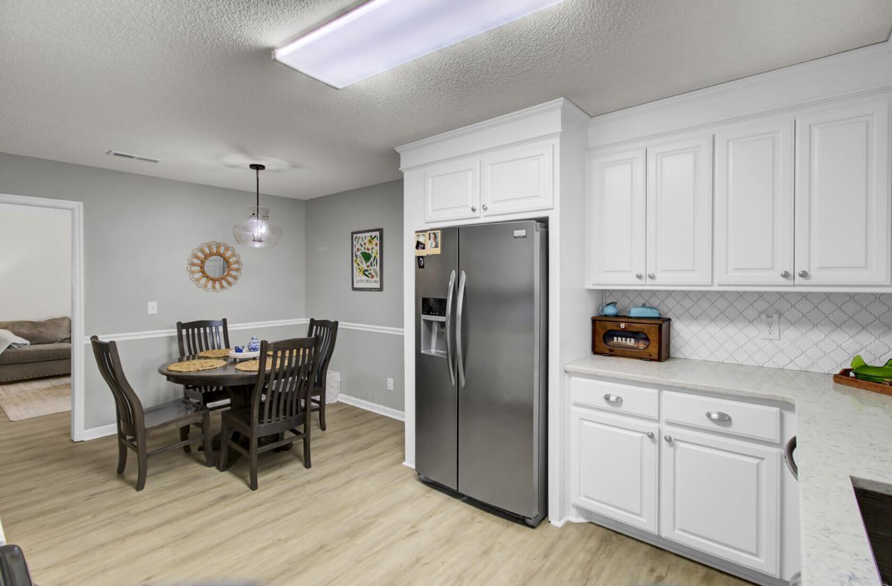 212 Thames Avenue Photo 15