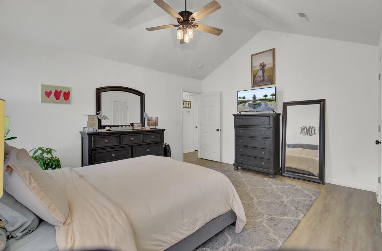 212 Thames Avenue Photo 24