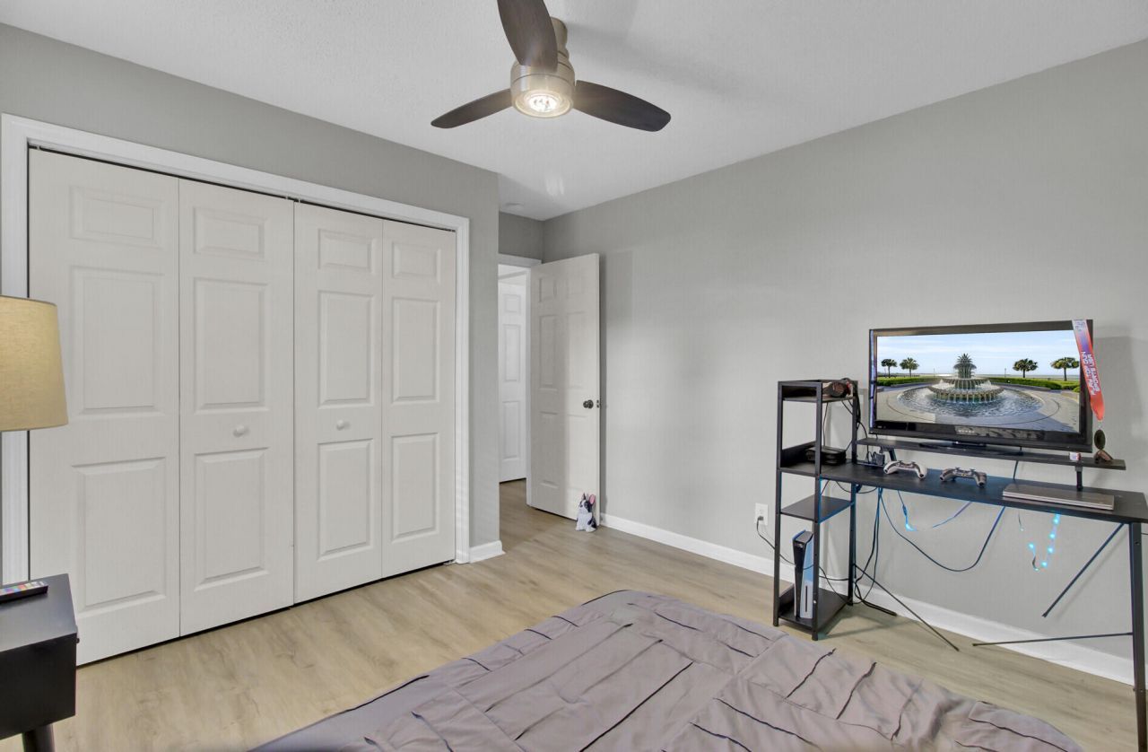 212 Thames Avenue Photo 33