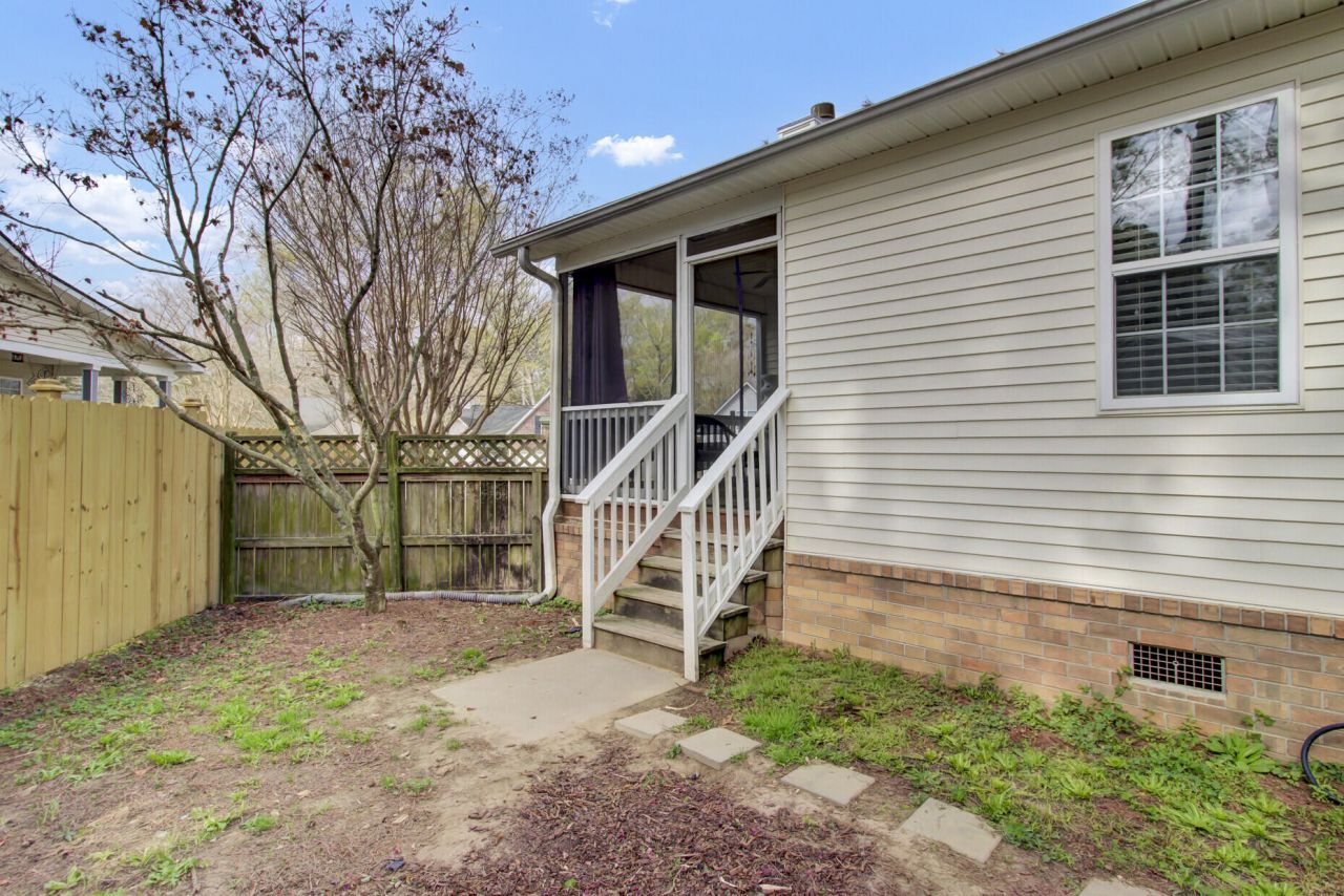 212 Thames Avenue Photo 40