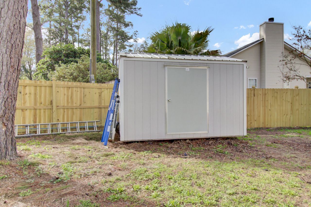 212 Thames Avenue Photo 46