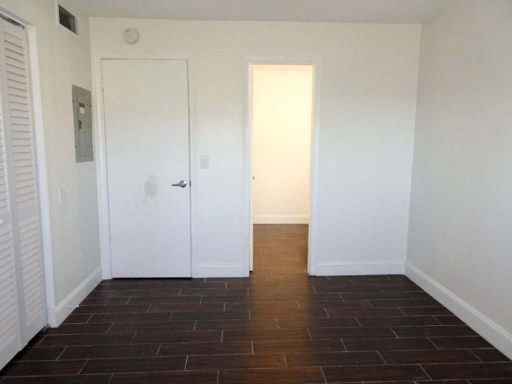 316 SE 1st Street, Unit 5c, Boynton Beach, FL 33435 Photo